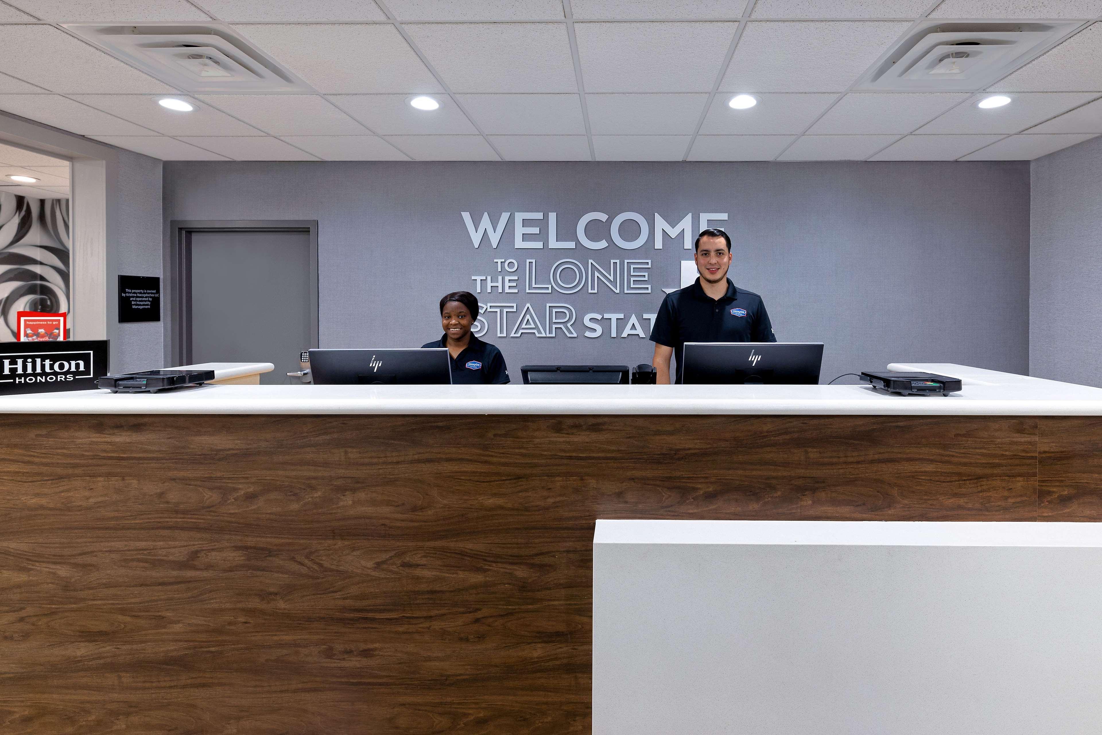 Hampton Inn & Suites Накодочес Экстерьер фото